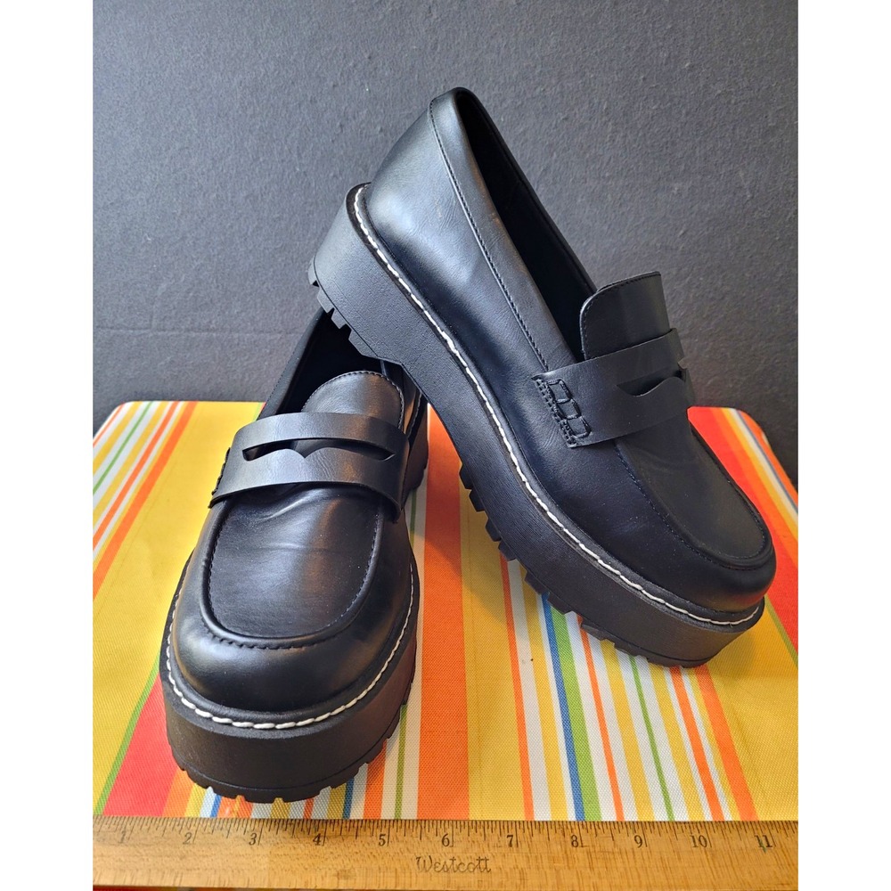 Torrid Women's Black Loafer Flats Slip-On Square Toe Comfort Logo 12WW